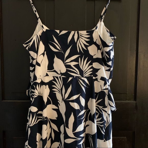 Fun and Flirty Asymmetrical Tropical Dress - Picture 5 of 7